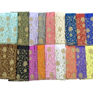 Collection Empress : Sous-jupe somalienne luxueuse en tissu Gorgura Sarin avec décorations en pierres sur motif floral, idéale pour les occasions spéciales. - Product Image 1