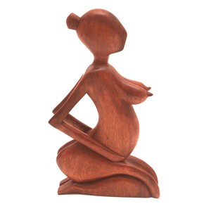 Escultura Tradicional Hecha a Mano de Madera de Acacia Madre e Hijo - Figuras Ecológicas al por Mayor - Product Image 3