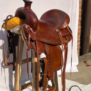 Ensemble de selle en cuir western en bois de qualité supérieure |   Kit d'attelage pour l'équitation en acier inoxydable, gravé à la main, avec motifs Barrel Racing et ensemble de tack offert - Product Image 5