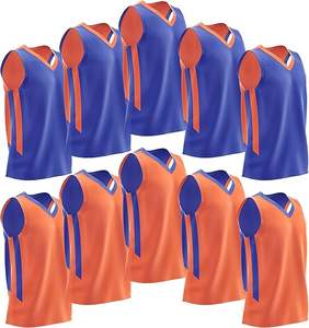 Uniforme de Baloncesto Personalizado de Alta Calidad – Camiseta y Pantalones Cortos Sublimados 100% Poliéster - Product Image 3