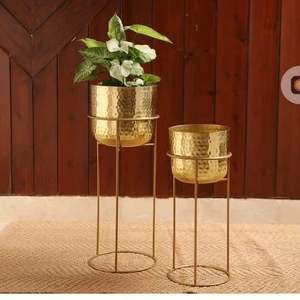 Jarrón de Mesa Moderno y Luminoso de Metal con Acabado Transparente, Diseño Personalizable para Decoración del Hogar - Product Image 5