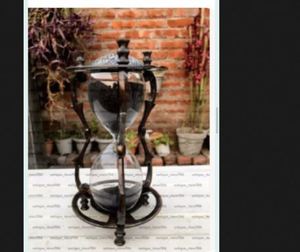 Sablier en verre artisanal de luxe, pièce décorative raffinée pour la maison, le bureau ou la présentation sur le bureau - Product Image 2
