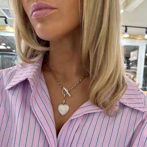 Diamond Solitaire Large Heart <b>Pendants</b> 14K 18K <b>Solid</b> <b>Gold</b> Sparkling Minimalist Luxury Charms Custom Round Lab Grown Manufacturer - Product Image 3