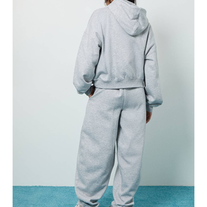 Ensemble de survêtement gris chiné pour femme – Sweat à capuche zippé et pantalon de jogging assorti – Tenue décontractée pour femme – Vente en gros - Product Image 5