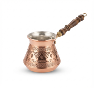 Cafetera Turca de Cobre con Patrón de Encaje Triangular Grabado en Fábrica, Cezve Bulbosa Griega Briki con Mango Ergonómico de Madera - Proveedor - Product Image 1