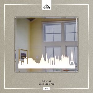 Espejo LED con Diseño Elegante, Interruptor Táctil, Montado en la Pared, Sin Marco, Decoración Artística, Ecológico, Ligero, Antivaho - Product Image 1