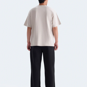 T-shirt Oversize Structuré en Coton Slub Respirant 300 GSM Coupe Boxy en Couleur Os Brut - Product Image 4