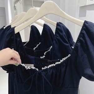 Robe longue évasée style coréen OEM en tissu uni, épaules dénudées, avec manches bouffantes pour femme, collection Printemps-Été - Product Image 4