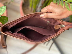 Nuevo bolso cruzado con flecos de cuero de vaca para mujer, bolso cruzado de cuero tallado a mano, bolso cruzado Floral a mano - Product Image 6