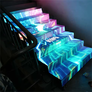 Painéis de Tela de LED de Piso Interativos com Tamanho Personalizável para Showroom - Product Image 1