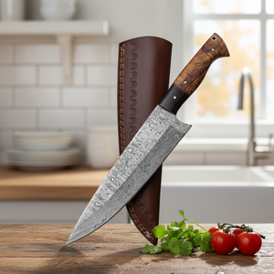 Cuchillo de Chef de Acero Damasco de 67 Capas Hecho a Mano con Funda de Cuero y Mango de Madera, Juego de Cinco Piezas con Logotipo Personalizado, OEM Disponible, Estilo Vintage - Product Image 1