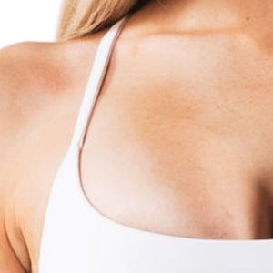 White Women's Triple Strap Back Sports Bra Soft <b>Support</b> Athletic <b>Crop</b> <b>Top</b> for Yoga Workout Gym Running Fitness Activewear - Product Image 3