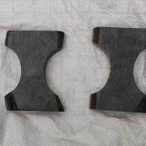 Poignée de sabre yéménite fabriquée par des artisans, spécialement pour le Yémen, le Koweït, le Qatar, l'Arabie Saoudite, les Émirats arabes unis, en corne de bœuf véritable, de la meilleure qualité. - Product Image 1