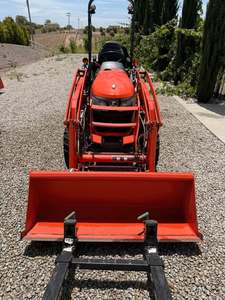 B2601 pour tracteur à roues 4x4 avec pompe de boîte de vitesses et roulement de qualité supérieure, transmission par engrenages 40 CV pour une productivité maximale - Product Image 2