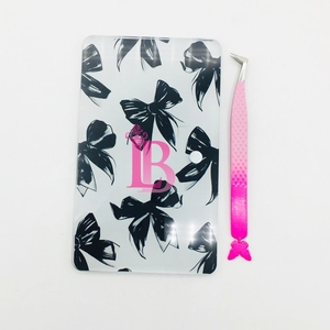 Plateau magnétique en acrylique pour cils, motif cœur, carré, papillon, design floral, haute demande, outil de beauté écologique et durable - Product Image 3