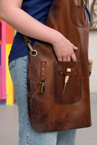 Tablier en cuir robuste pour soudeur, atelier de forgerie, protection durable, commandes en gros personnalisées OEM LPN-0312 - Product Image 5