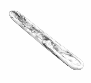 Plateau de service ovale en résine effet marbre, durable, compatible lave-vaisselle, plat moderne pour les fêtes et les dîners - Product Image 1