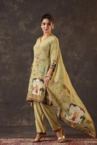 Conjunto de Traje Tradicional - Product Image 3