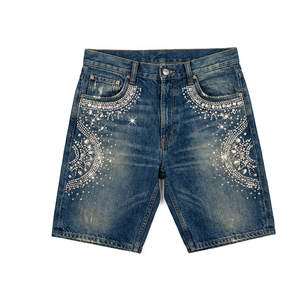 กางเกงยีนส์ขาสั้นประดับเพชรเทียม โรงงาน OEM รับออกแบบ ผลิตตามสั่ง ผลิตจำนวนมาก รองรับแบรนด์ส่วนตัว และบริการส่งออก - Product Image 4