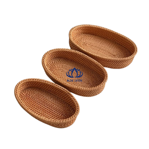 ถาดเสิร์ฟหวายสานลายดอกบัวสีน้ำเงิน งานฝีมือรักษ์โลก ตะกร้าจัดระเบียบลายดอกไม้ ทนทาน เหมาะสำหรับโต๊ะครัว ใช้ในเชิงพาณิชย์ - Product Image 1