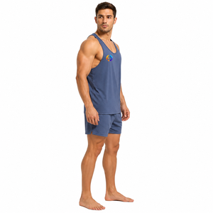โครงสร้างน้ำหนักเบาช่วยให้เคลื่อนไหวสะดวก พร้อมเสื้อกล้าม Man Tank Top ที่สวมใส่สบายสำหรับการเดินทางและกิจวัตรประจำวัน - Product Image 2