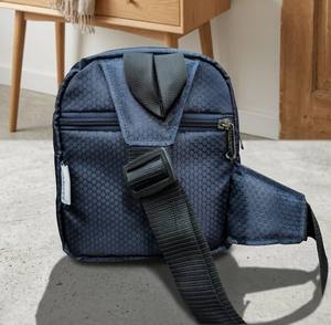 Mini Bolso Bandolera Geométrico con Cierre, de Poliéster, 8.5x7 Pulgadas, para Viaje, Casual, Ligero, Resistente y Personalizable - Product Image 2