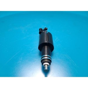 Pièces d'équipement semi-conducteur d'occasion Lam Research 715-007595-002, état actuel - Product Image 1