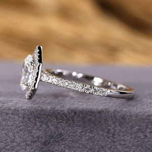 Anillo de bodas de oro blanco sólido de 14K con diamante ovalado cultivado en laboratorio, anillo de compromiso y aniversario de Halo de diamante certificado IGI para esposa - Product Image 5