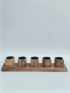 Candelabro Rústico de Madera con 5 Ranuras, Hecho a Mano en Madera Sólida - Product Image 3