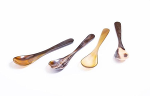 Cuillère élégante en résine à motif corne de famille royale pour restaurant, couverts en corne naturelle de bœuf et de bufflonne, cuillère de service de table - Product Image 1