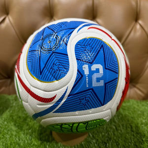 ลูกฟุตบอลเย็บมือคุณภาพดีที่สุด 32 แผ่น ขนาด 5 สไตล์คลาสสิก ผลิตในปากีสถาน ทำจากหนังเย็บมือ รับผลิตแบบ OEM - Product Image 1