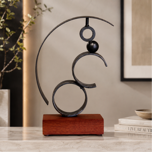 Escultura Metálica Abstracta Negra Moderna con Base de Madera, Decoración de Mesa con Arco Circular, Adorno de Lujo para el Hogar, Oficina, Hotel, Regalo - Product Image 1