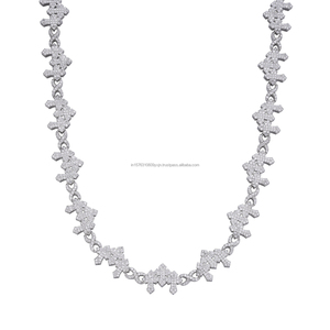 Collar con eslabones de flores en tono plateado brillante para mayoristas de joyería, importadores, distribuidores y comercio B2B mundial - Product Image 1