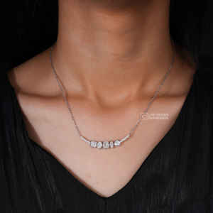 Colgante de Lujo de Oro Blanco de 14K con Moissanita Multiforma para Mujer, con Piedras de Corte Esmeralda, Marquesa, Ovalada, Princesa y Redonda - Product Image 1