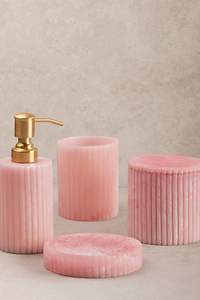 Juego de Baño de Resina Epoxi de 4 Piezas Multifuncional para el Hogar, Dispensador de Jabón, Portacepillos de Dientes, Bandeja para Cosméticos a un Precio Accesible - Product Image 6