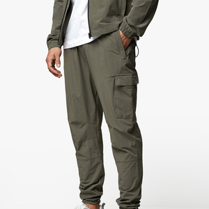 Ensemble de survêtement décontracté personnalisé à capuche coupe-vent uni, style cargo sport, en polyester unisexe – Créez votre propre design - Product Image 5