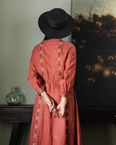 Elegante Vestido Maxi de Lino Terracota de Inspiración Vintage, Vestido Boho de Manga Larga con Corte en A para Mujer, Vestido Estético de Mezcla de Algodón y Lino - Product Image 3