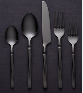 Ensemble de couverts en acier inoxydable noir, cuillères et fourchettes finition miroir, parfait pour la table, les hôtels et la restauration. - Product Image 1