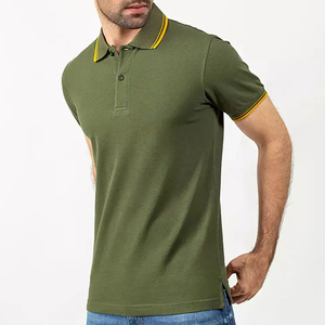 เสื้อโปโลผู้ชายสีเขียวมะกอก แขนสั้น ทรงปกติ สวมใส่สบาย ผ้าฝ้ายถัก ระบายอากาศได้ดี ดีไซน์สีพื้น - Product Image 1