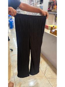 Collection de bas de gamme pour femmes en tissu importé à grammage élevé, texture douce au toucher, pour tenues décontractées et mode au quotidien - Product Image 4