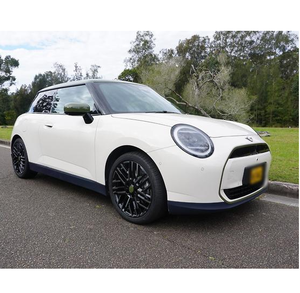 El Mini Cooper Eléctrico 2025 es un hatchback totalmente rediseñado de nueva generación, impulsado por batería, construido sobre una plataforma EV dedicada. - Product Image 5