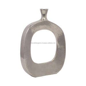 Vase français pour fleurs Vase en aluminium décoratif pour la maison moderne fait à la main personnalisé Style Bohe Vase à fleurs en métal et Pot décor de mariage - Product Image 4