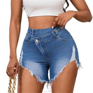 กางเกงยีนส์ขาสั้นผู้ชายเอวกลางยางยืด ดีไซน์เก๋ ทรงครอสโอเวอร์ ขาดๆ เซอร์ๆ สำหรับฤดูร้อน ขอบดิบ - Product Image 3