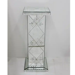 Miroir mural décoratif baroque vénitien élégant |   Miroir d'appoint en verre de style antique haut de gamme pour salon et décoration royale - Product Image 1