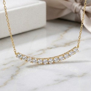 Collier pendentif ovale brillant à griffes, barre incurvée, aspect diamant, bijoux élégants, minimalistes, à la mode, pour usage quotidien, cadeau pour femmes - Product Image 2