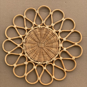 Set de table en rotin écologique |   Set de table tissé à la main pour repas en plein air et pique-nique - Product Image 1