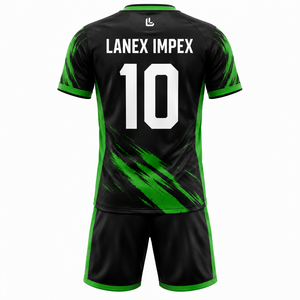 Ensemble d'uniformes de football personnalisés sublimés avec maillot, short, chaussettes, ballon et crampons, noir et vert, vêtements de sport d'équipe avec nom - Product Image 3
