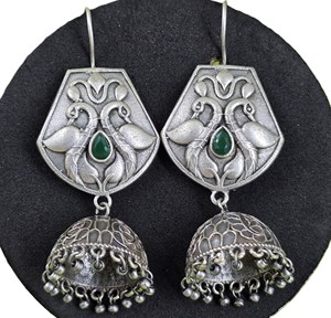 ARTS JEWELS Pendientes Jhumka con Diseño de Pavo Real, Campana de Latón, Baño de Plata Antigua, Zirconia con Corte de Pera y Engaste de Bisel, Clásicos para Boda y Moda - Product Image 1
