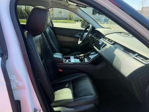 SUV de luxe de taille moyenne 2020 P340 AWD - Product Image 3
