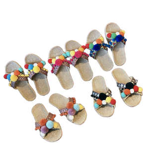 Pantoufles d'été faites à la main en jonc de mer du village artisanal du Vietnam chaussures de paille d'intérieur confortables avec herbe tissée naturelle - Product Image 4